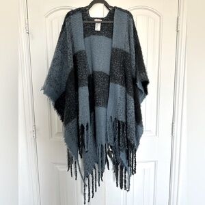 Free people knitted wrap *rare*